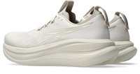 Gel Nimbus 28